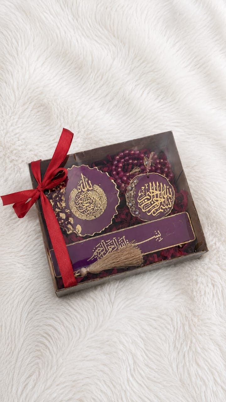 Maroon 3 items Gift Hamper 1